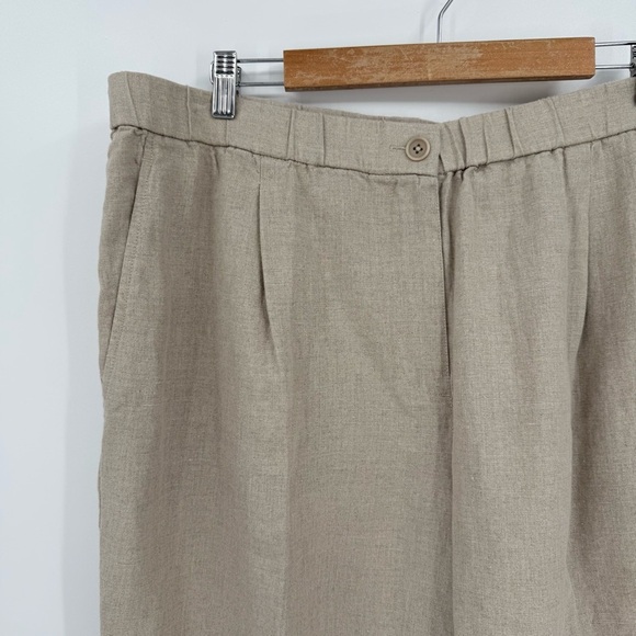 Eileen Fisher Easy Fit Organic Linen Shorts in Short Length Undyed Natural XL - Picture 11 of 12